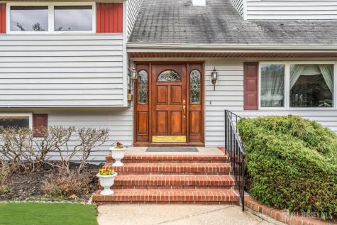 42 Riveredge Road Tinton Falls NJ 07724