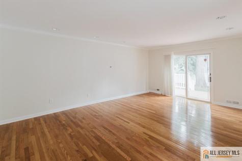 8 Desmet Avenue Milltown NJ 08850