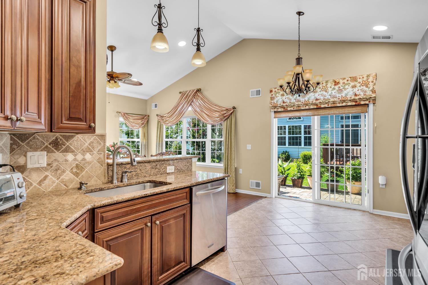 10 Nappa Court Monroe NJ 08831