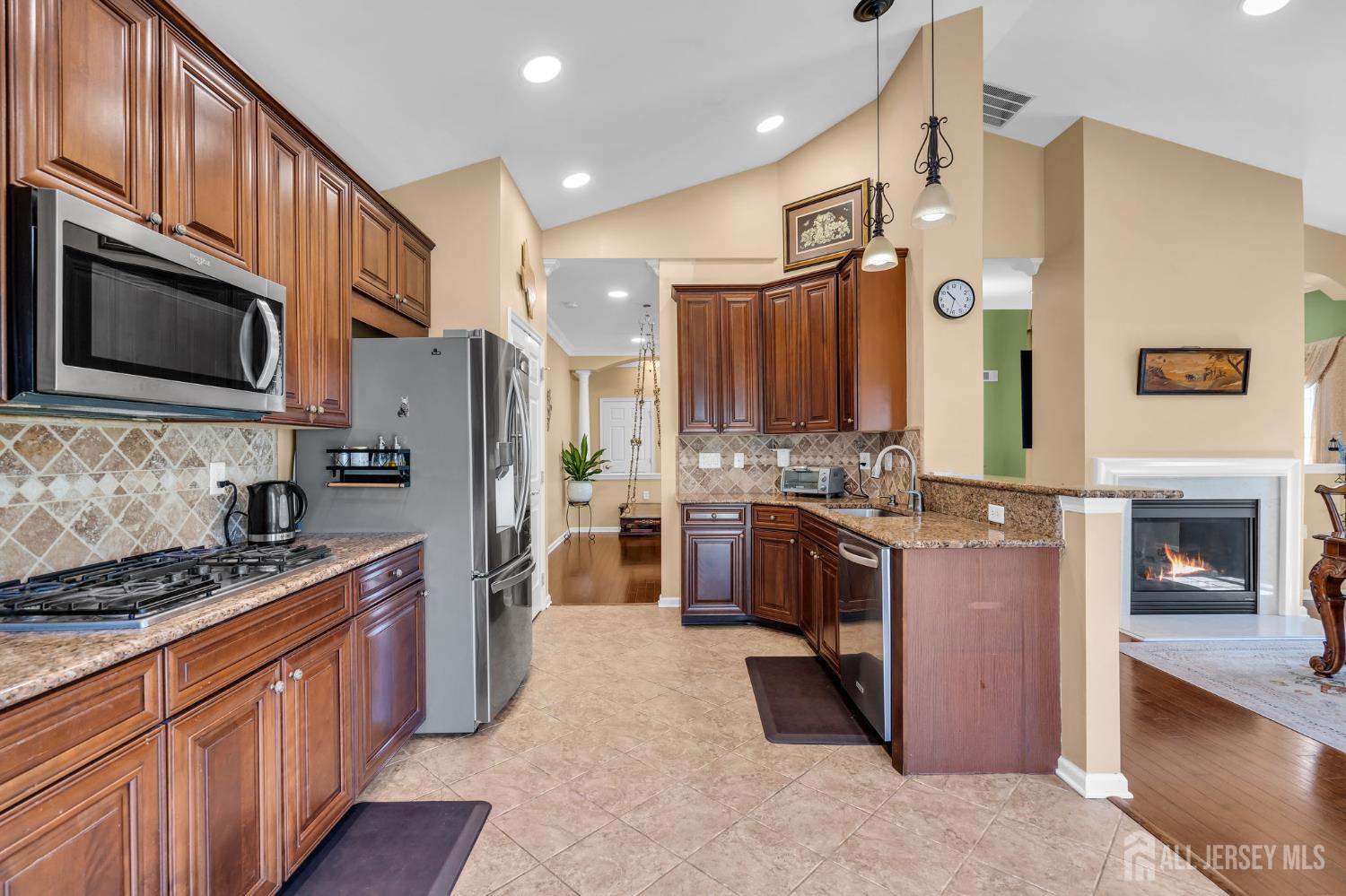 10 Nappa Court Monroe NJ 08831