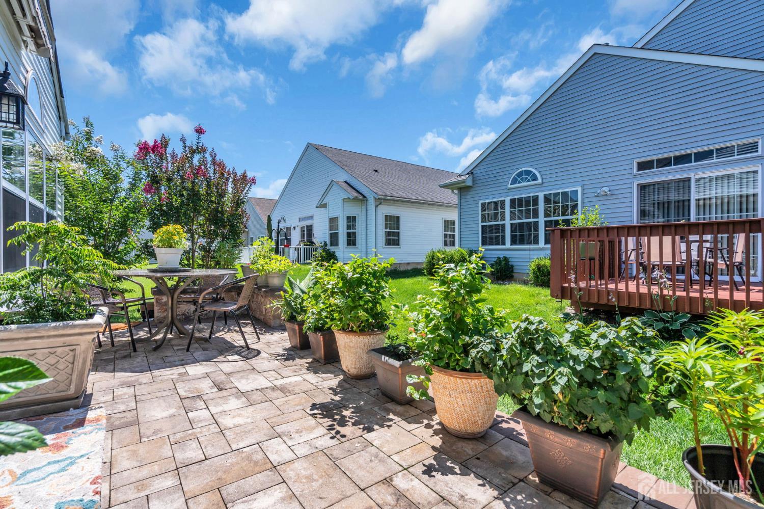 10 Nappa Court Monroe NJ 08831