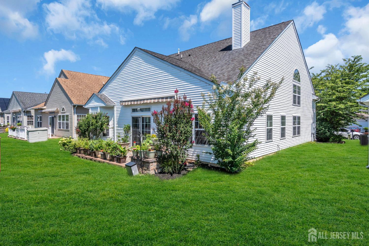 10 Nappa Court Monroe NJ 08831