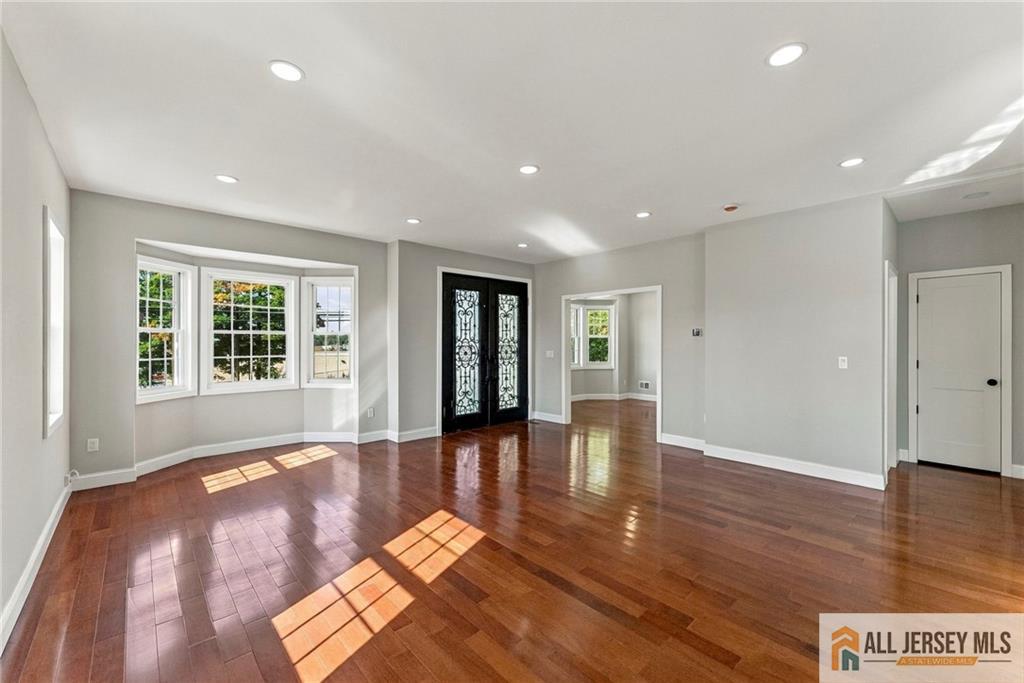 1855 Woodland Avenue Edison NJ 08820