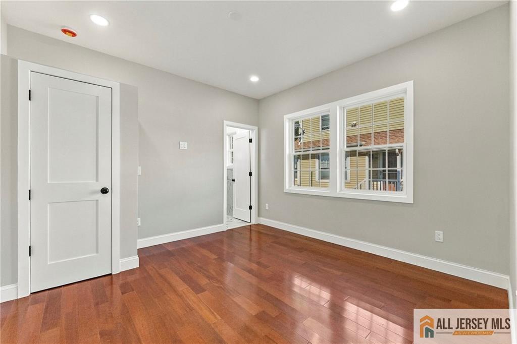 1855 Woodland Avenue Edison NJ 08820