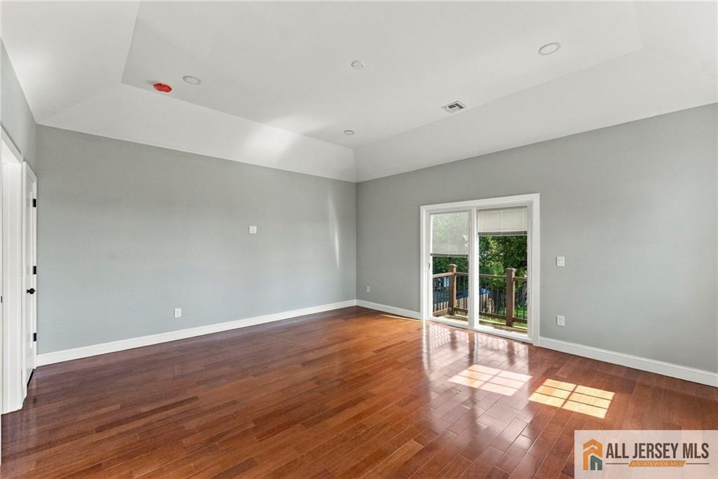 1855 Woodland Avenue Edison NJ 08820
