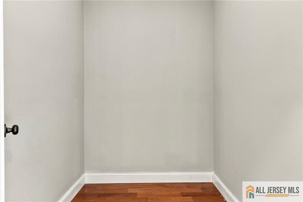 1855 Woodland Avenue Edison NJ 08820