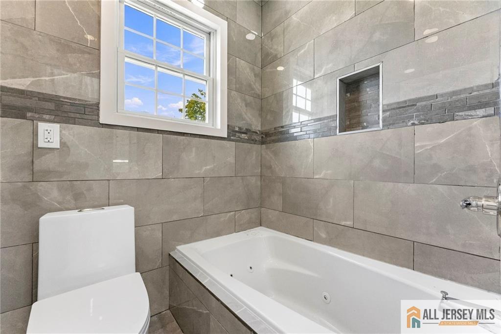 1855 Woodland Avenue Edison NJ 08820