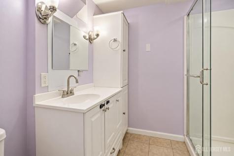 3 Phyllis Place East Brunswick NJ 08850