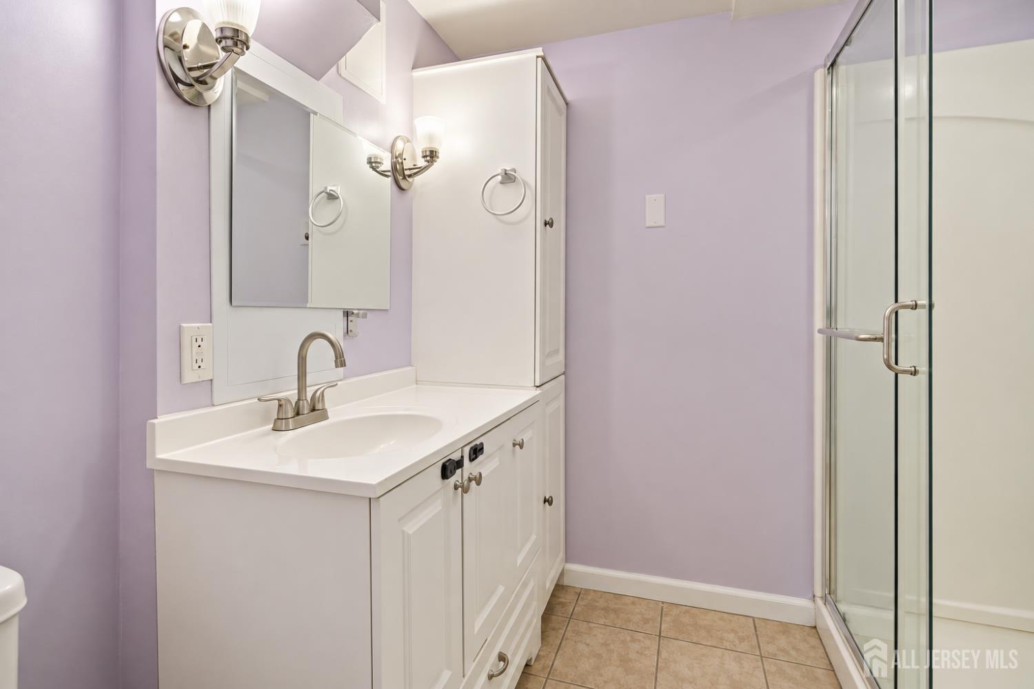 3 Phyllis Place East Brunswick NJ 08850