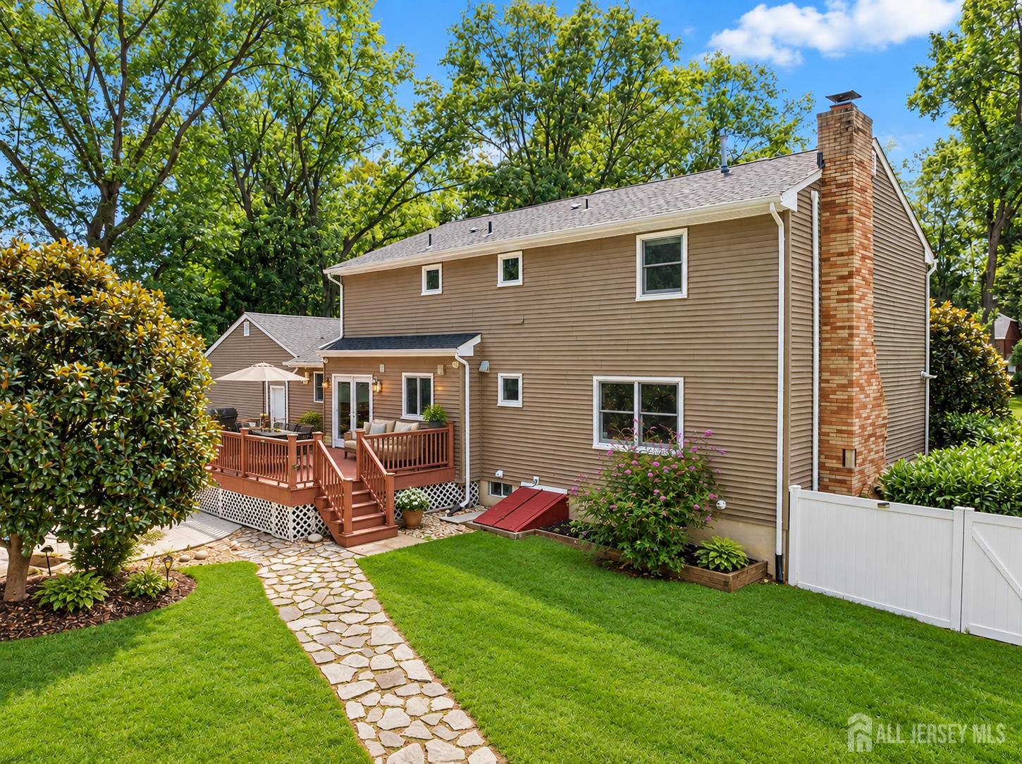 3 Phyllis Place East Brunswick NJ 08850