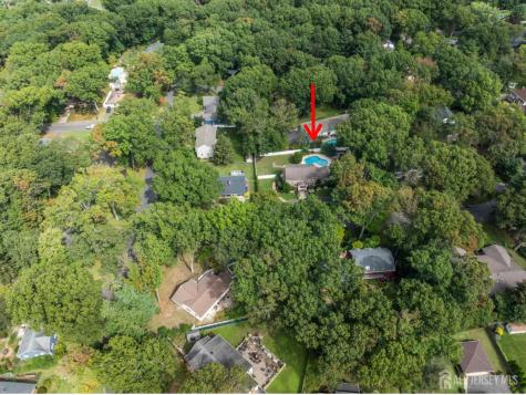 3 Phyllis Place East Brunswick NJ 08850