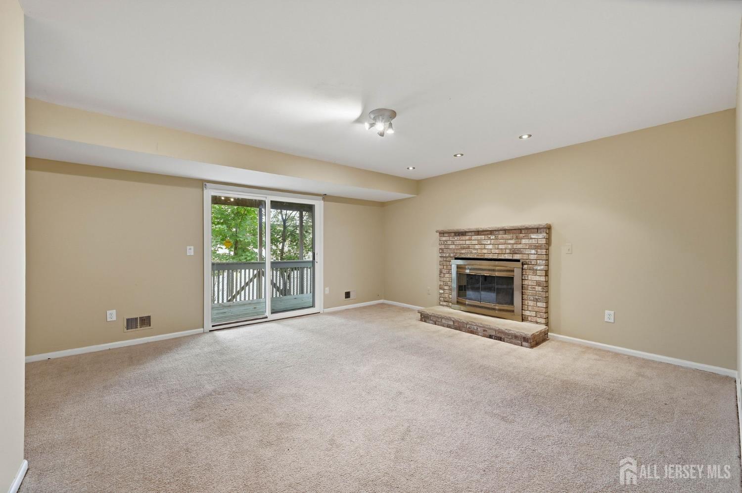 9 Rutherford Court Middlesex NJ 08846
