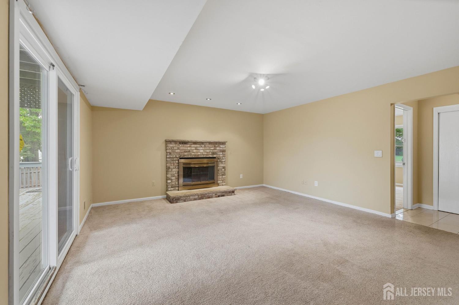 9 Rutherford Court Middlesex NJ 08846