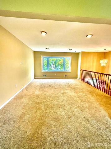 9 Rutherford Court Middlesex NJ 08846