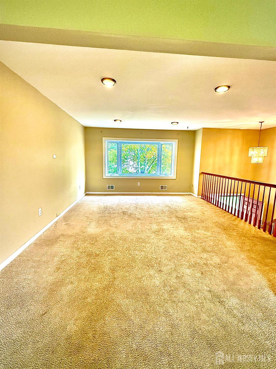 9 Rutherford Court Middlesex NJ 08846