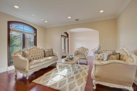 189 Stafford Road Colonia NJ 07067