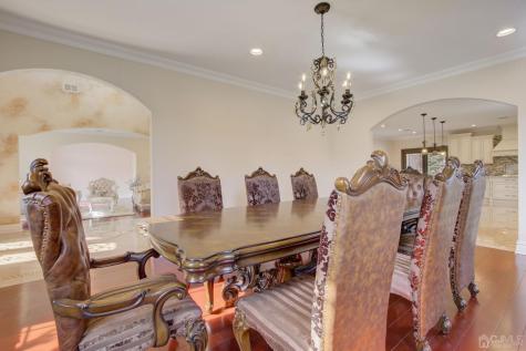 189 Stafford Road Colonia NJ 07067