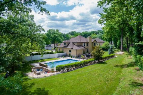 189 Stafford Road Colonia NJ 07067