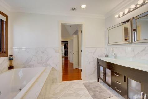 189 Stafford Road Colonia NJ 07067