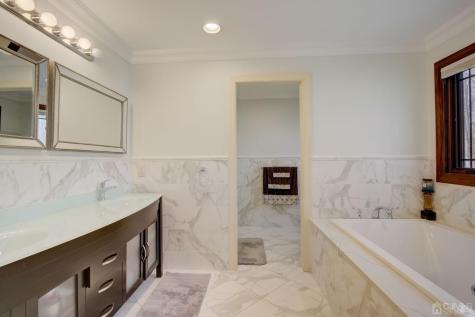 189 Stafford Road Colonia NJ 07067