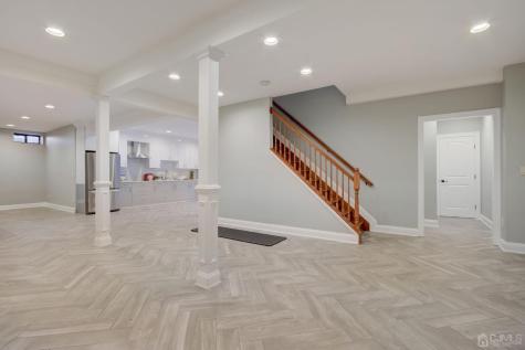 189 Stafford Road Colonia NJ 07067