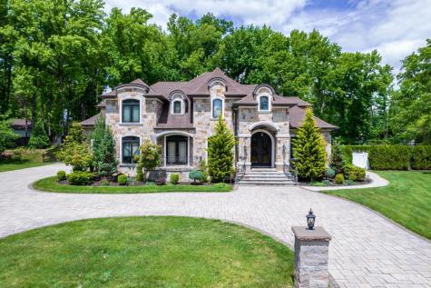 189 Stafford Road Colonia NJ 07067
