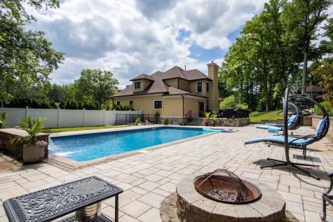 189 Stafford Road Colonia NJ 07067