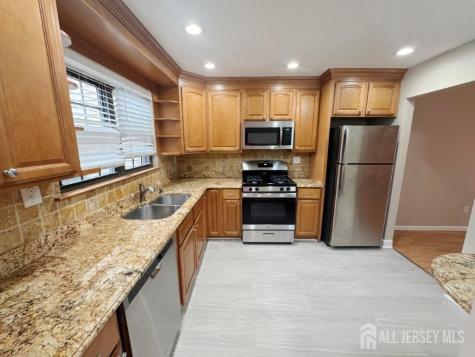 54 Parsler Place Fords NJ 08863