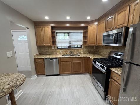 54 Parsler Place Fords NJ 08863