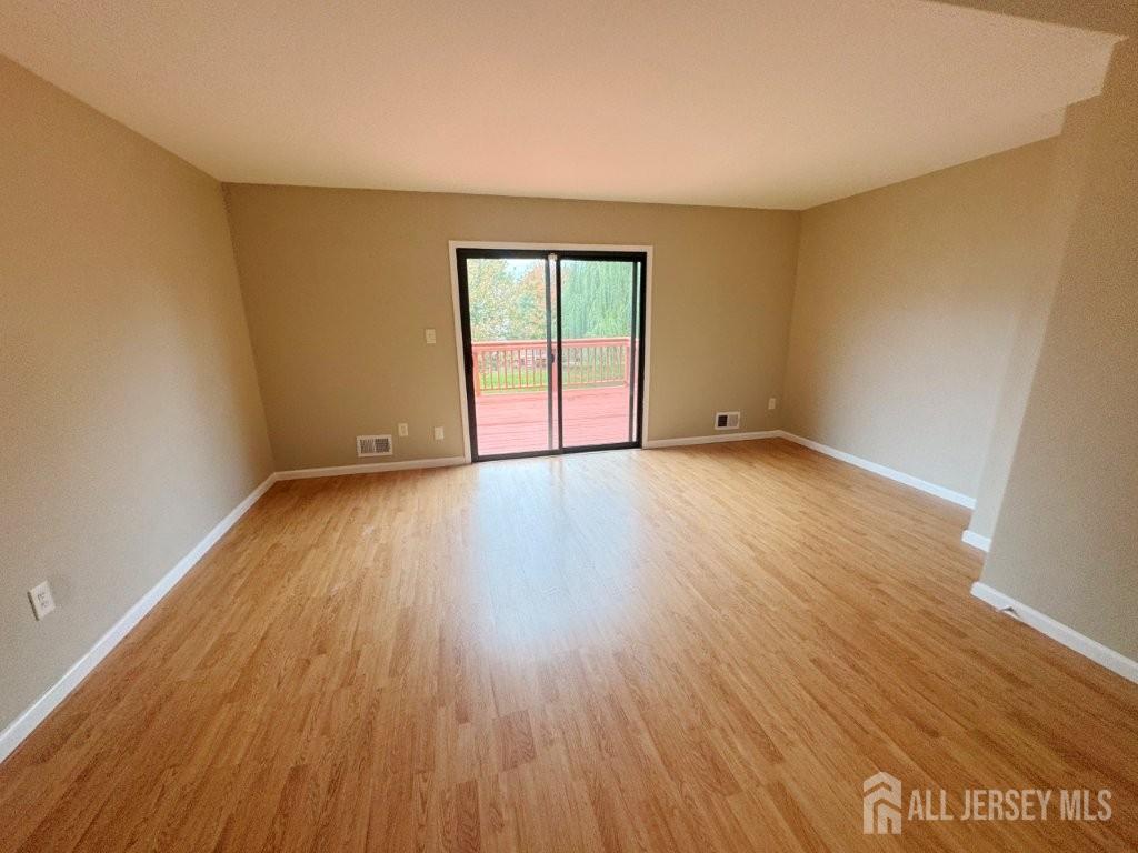 54 Parsler Place Fords NJ 08863