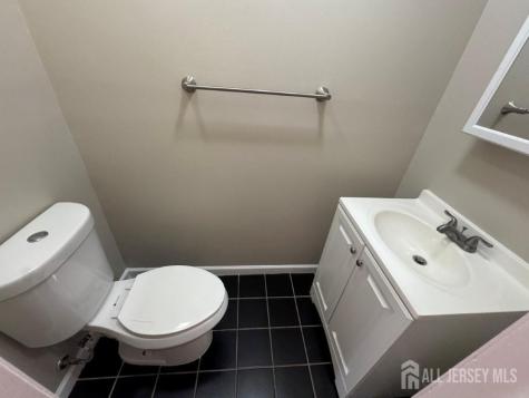 54 Parsler Place Fords NJ 08863