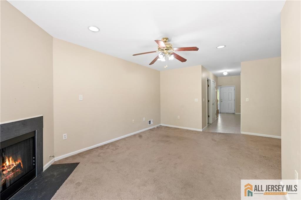 5 Edith Place Franklin NJ 08873