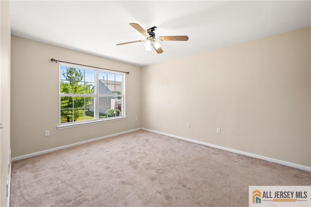 5 Edith Place Franklin NJ 08873
