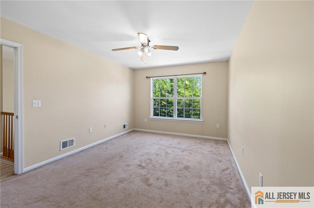 5 Edith Place Franklin NJ 08873