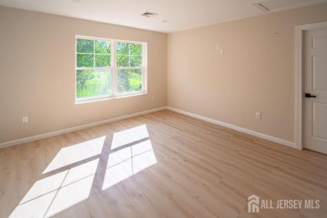 10-A Delar Parkway Franklin Twsp NJ 08823