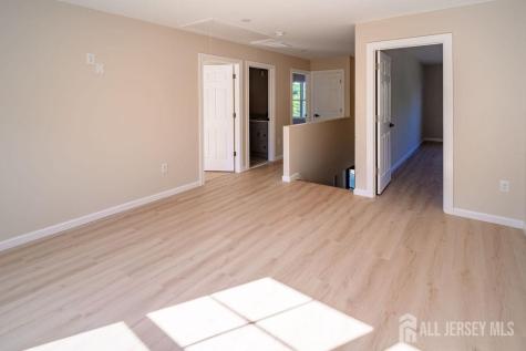 10-A Delar Parkway Franklin Twsp NJ 08823