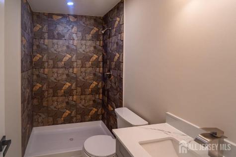 10-A Delar Parkway Franklin Twsp NJ 08823