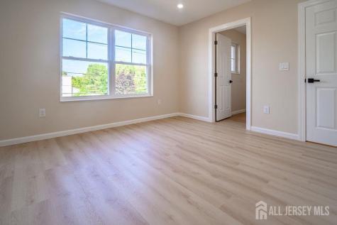 10-A Delar Parkway Franklin Twsp NJ 08823