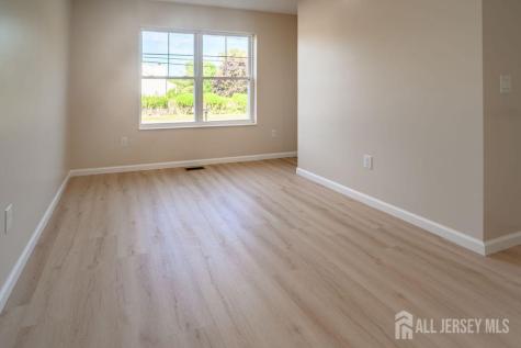 10-A Delar Parkway Franklin Twsp NJ 08823