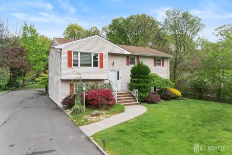 13 Fishel Road Edison NJ 08820