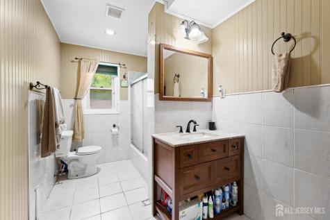 13 Fishel Road Edison NJ 08820