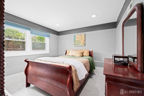 13 Fishel Road Edison NJ 08820