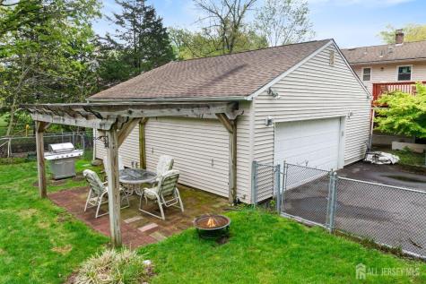 13 Fishel Road Edison NJ 08820