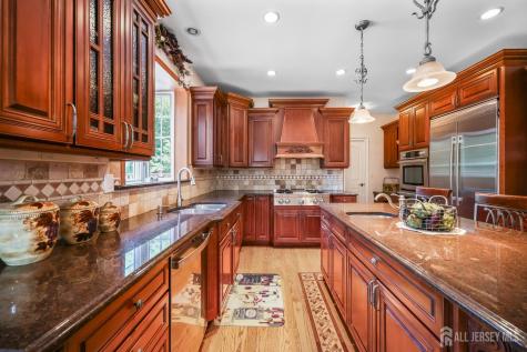 304 Dey Grove Road Monroe NJ 08831