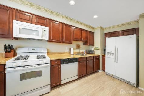 136 Highview Drive Woodbridge Proper NJ 07095