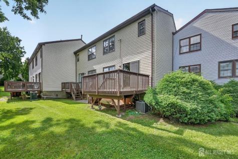 136 Highview Drive Woodbridge Proper NJ 07095