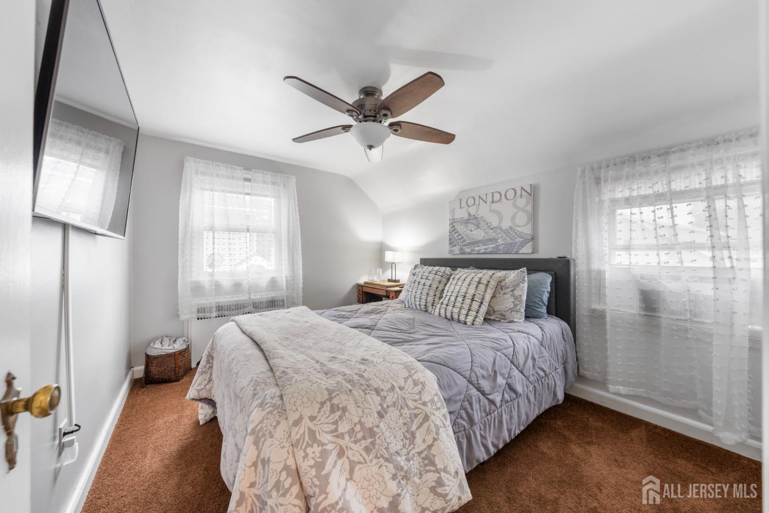 719 Locust Street Roselle Park NJ 07204