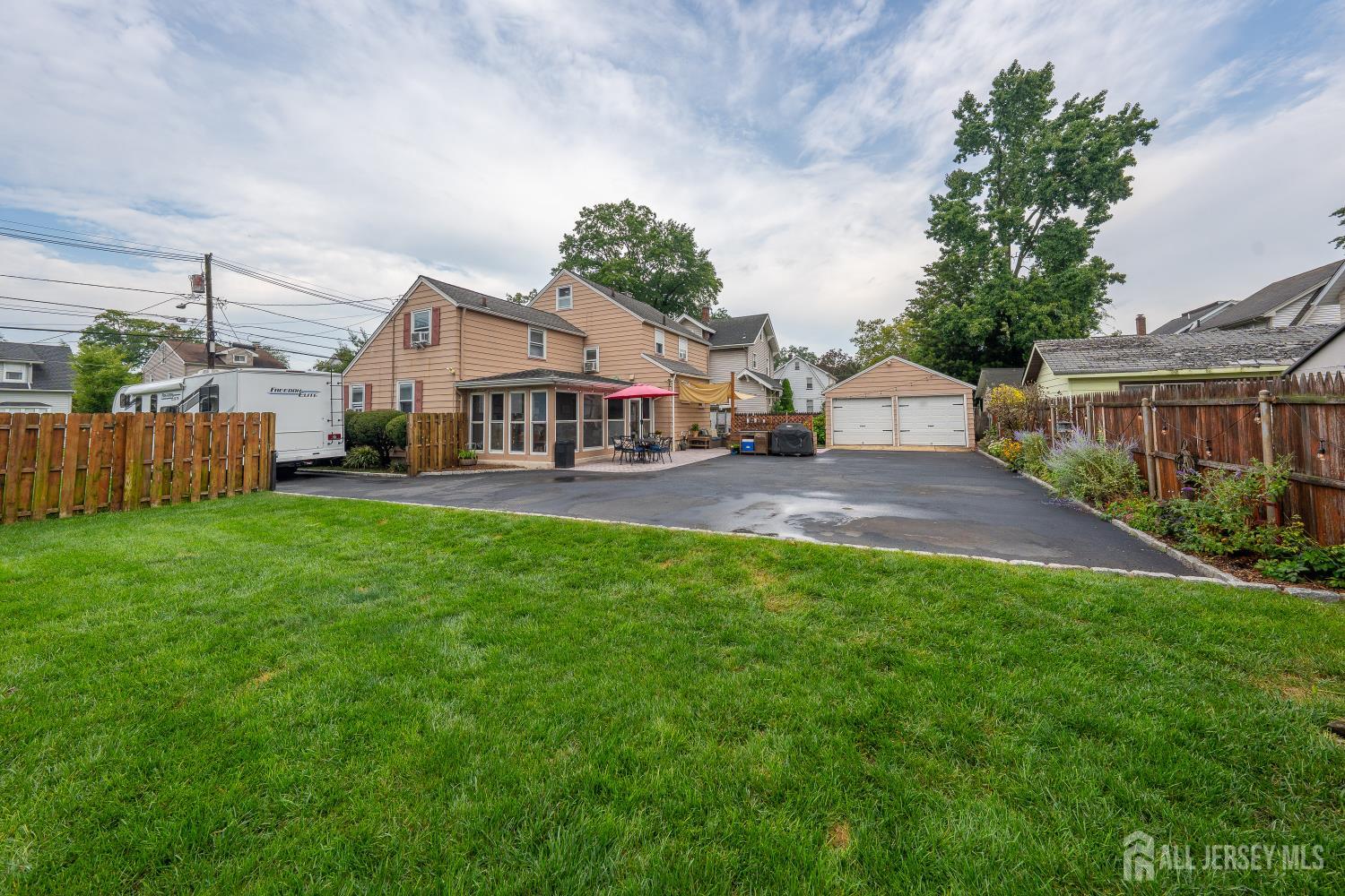 719 Locust Street Roselle Park NJ 07204
