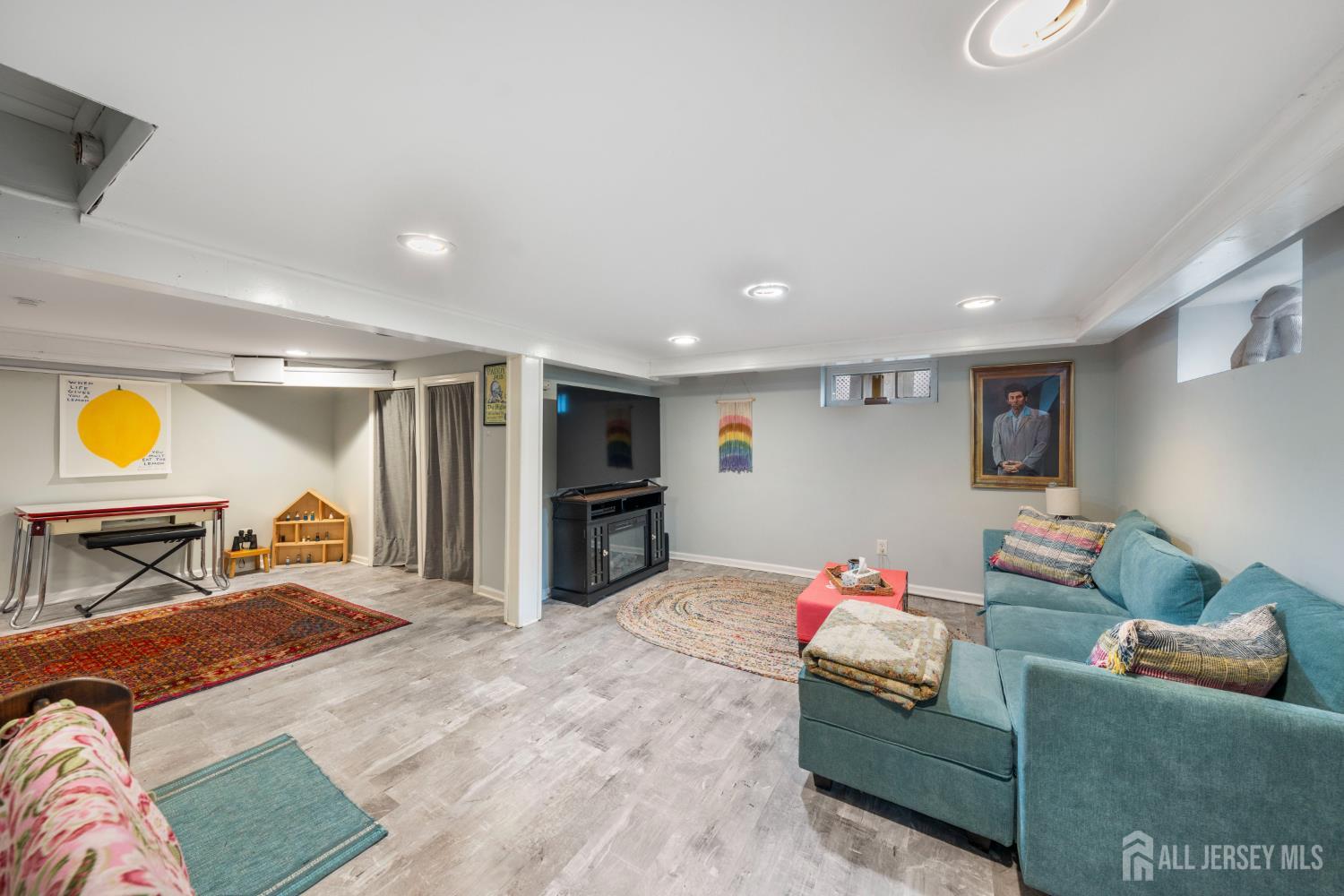 719 Locust Street Roselle Park NJ 07204