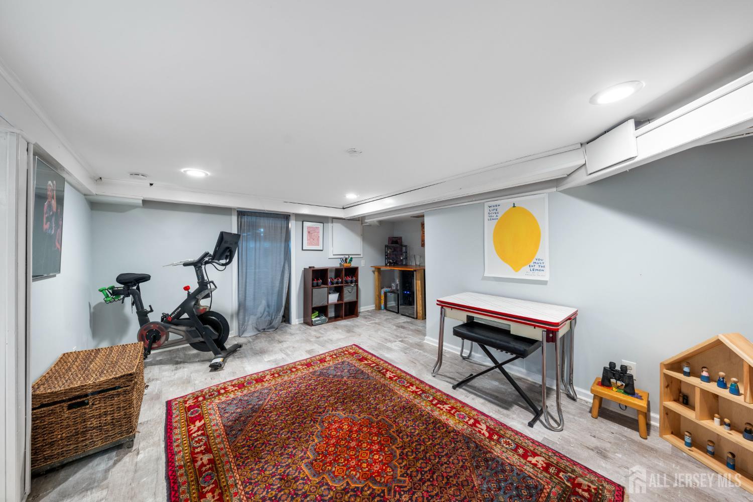 719 Locust Street Roselle Park NJ 07204